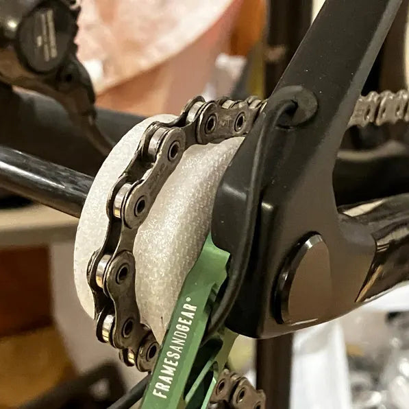 Thru Axle Chain Keeper – For Bike Washing & Travel | 12mm Axle Compatible